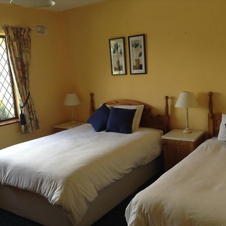 Riverlodge Self Catering เคนแมร์ ภายนอก รูปภาพ